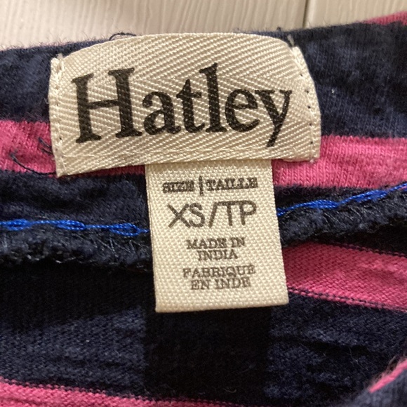 ⭐️ Hatley 100% Solid Cotton Striped T-Shirt Back Zipper Detail - Picture 2 of 3